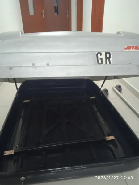 Tirane, shes Bagazier makine Jetbag 195 €