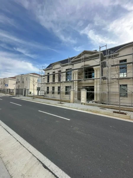 Durres, shitet Vile 4+1+Ballkon , 858 m² 2.850.000 € (TEG)