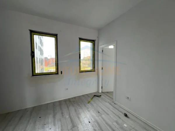 Tirane, shitet apartament Kati 3, 97 m² 148.000 €