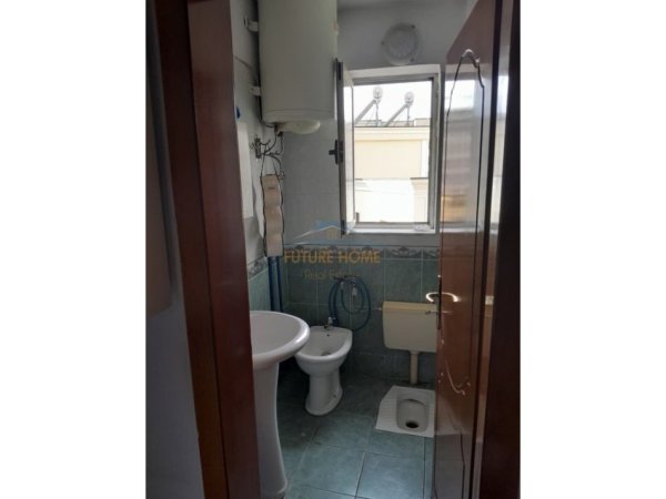 Tirane, shitet apartament Kati 3, 90 m² 180.000 €