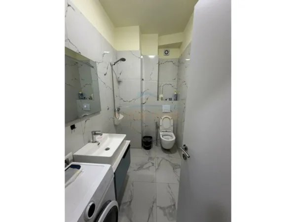 Tirane, shitet apartament Kati 1, 59 m² 185.000 €