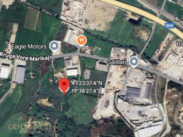 Tirane, shitet toke , 2.000 m² 97.000 € (Vorë)