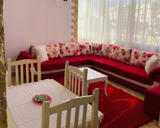 Tirane, jepet me qera apartament 2+1 Kati 5, 80 m² 600 € (21 Dhjetori)