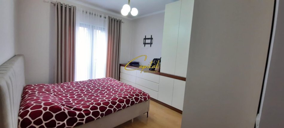 Tirane, shitet apartament 2+1 Kati 6, 107 m² 215.000 € (ASTIR)