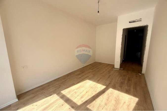 Tirane, shitet apartament 2+1+Aneks+Ballkon Kati 5, 119 m² 189.900 € (rruga dritan hoxha)