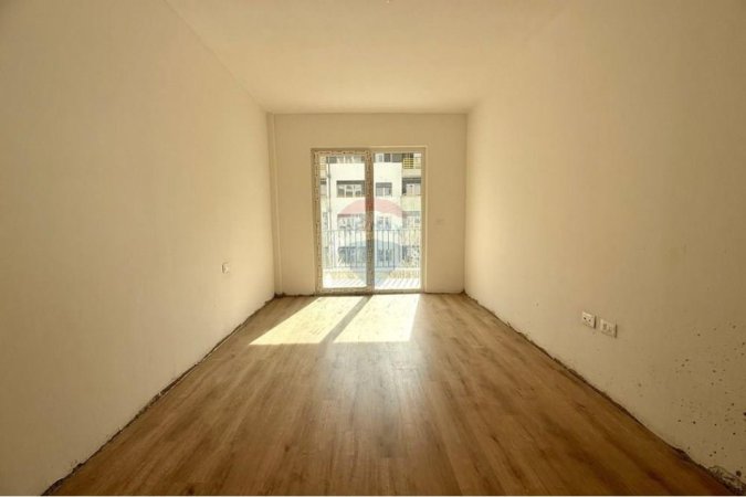 Tirane, shitet apartament 2+1+Aneks+Ballkon Kati 5, 119 m² 189.900 € (rruga dritan hoxha)
