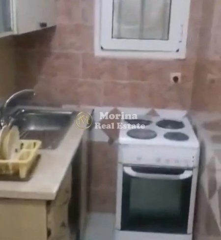 Tirane, jepet me qera shtepi 1+1 Kati 1, 55 m² 250 € (Rruga Siri Kodra)