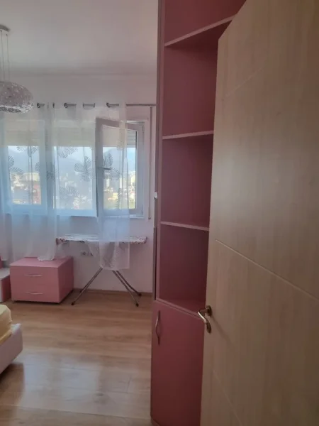 Jepet me Qira Apartament 2+1+2 ne Ali Dem,  600 €URO