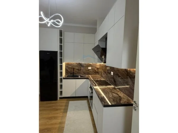 Tirane, shitet apartament 2+1 Kati 1, 95 m² 169.000 € (Vila L ASTIR)  UNA63062