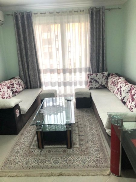 Jepet me Qira Apartament 2+1 ne Myslym Shyr,  600 €URO