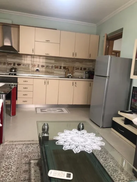 Jepet me Qira Apartament 2+1 ne Myslym Shyr,  600 €URO