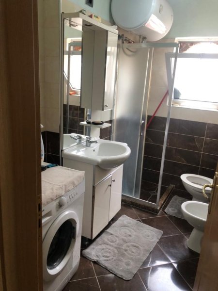 Jepet me Qira Apartament 2+1 ne Myslym Shyr,  600 €URO