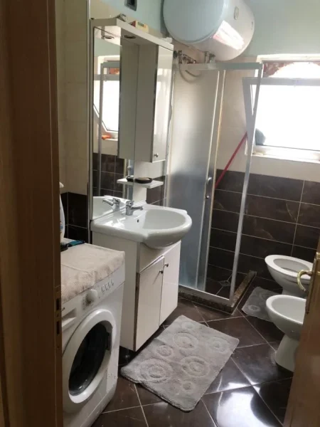 Jepet me Qira Apartament 2+1 ne Myslym Shyr,  600 €URO