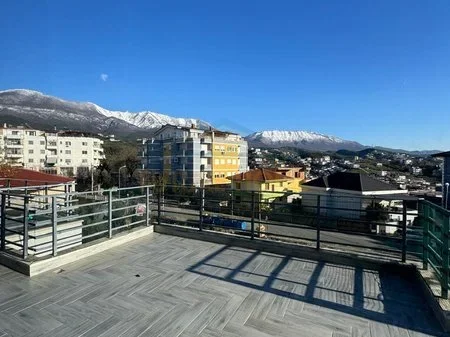 Tirane, shitet apartament 2+1 Kati 4, 200 m² 280.000 €