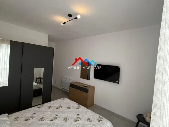Tirane, jepet me qera apartament 2+1+Ballkon Kati 1, 85 m² 569 € (RRUGA GRYKA KACANIKUT,UNIVERS CITY)