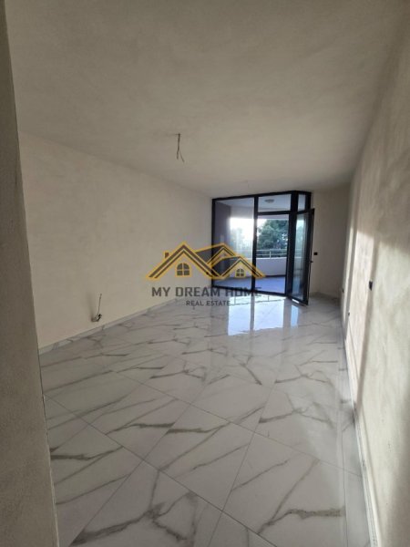 Durres, shitet apartament 2+1 Kati 3, 138 m² 345.000 € (CURRILA)