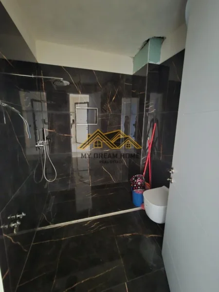 Durres, shitet apartament 2+1 Kati 3, 138 m² 345.000 € (CURRILA)