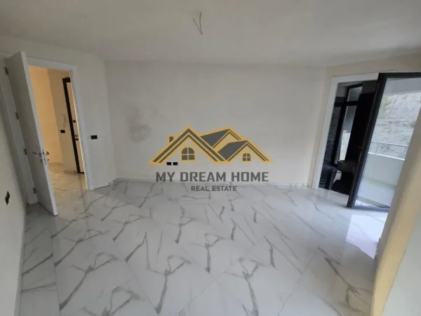 Durres, shitet apartament 2+1 Kati 3, 138 m² 345.000 € (CURRILA)