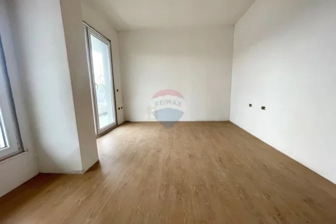 Apartament ne shitje tek Univers City per vetem 1000 Euro/m2! (128'500 Euro)