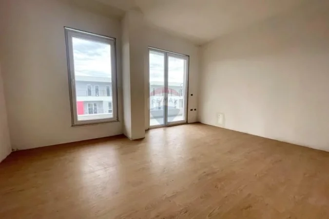 Apartament ne shitje tek Univers City per vetem 1000 Euro/m2! (128'500 Euro)