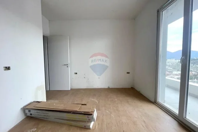Apartament ne shitje tek Univers City per vetem 1000 Euro/m2! (128'500 Euro)