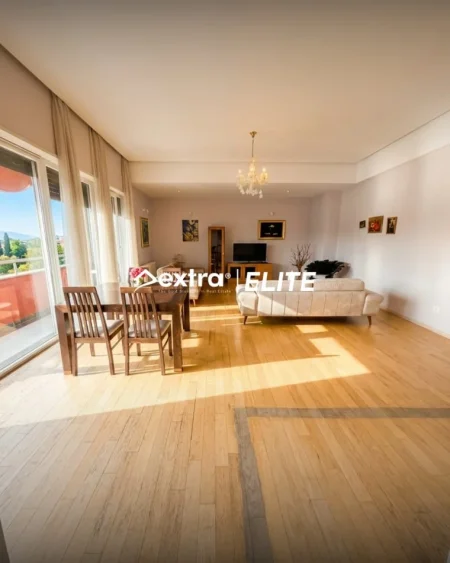 Tirane, jepet me qera apartament 2+1+Ballkon Kati 7, 2.500 € (Liqeni Artificial)