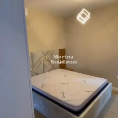 Tirane, jepet me qera apartament 1+1 Kati 3, 65 m² 350 € (Fresku)