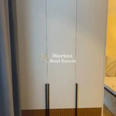 Tirane, jepet me qera apartament 1+1 Kati 3, 65 m² 350 € (Fresku)