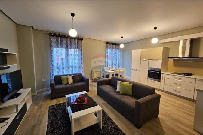 Tirane, jepet me qera apartament 2+1+Ballkon Kati 2, 95 m² 550 € (Stavri Themeli)