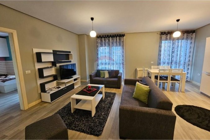 Tirane, jepet me qera apartament 2+1+Ballkon Kati 2, 95 m² 550 € (Stavri Themeli)