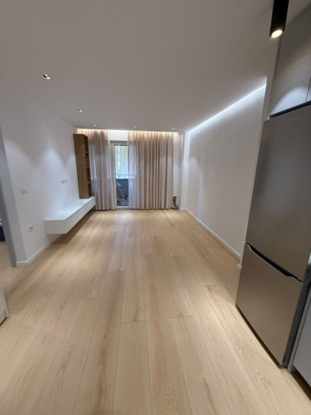 Tirane, shitet apartament 1+1 Kati 2, 55 m² 145.000 € (Brryli)