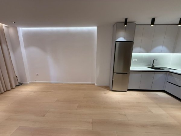 Tirane, shitet apartament 1+1 Kati 2, 55 m² 145.000 € (Brryli)