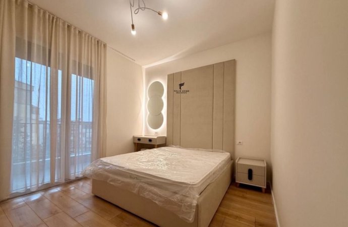 Tirane, jepet me qera apartament 1+1 Kati 5, 60 m² 850 € (KOMUNA E PARISIT)