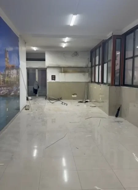 Tirane, jepet me qera 1+1 Kati 1, 80 m² 550 € (ruga Shkëlqim Fusha.)