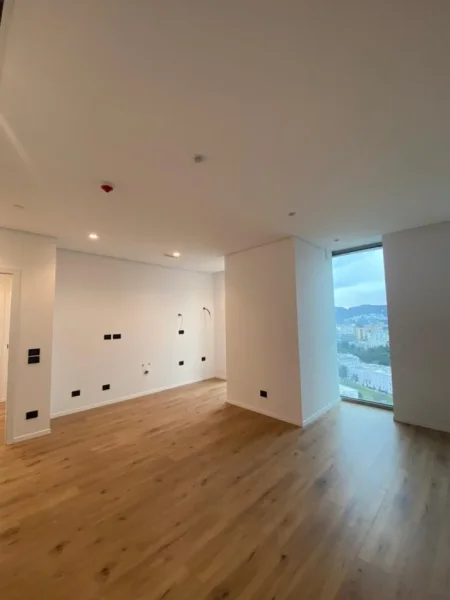 Tirane, jepet me qera zyre Kati 20, 147 m² 3.000 € (Downtown One)