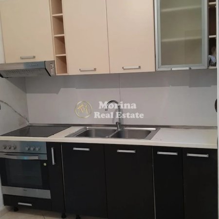 Tirane, jepet me qera shtepi 1+1 Kati 1, 65 m² 350 € (Ali Demi)