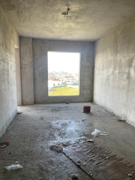 Tirane, shitet apartament 2+1+Ballkon Kati 3, 103 m² 93.000 € (Rruga Lefter Talo)