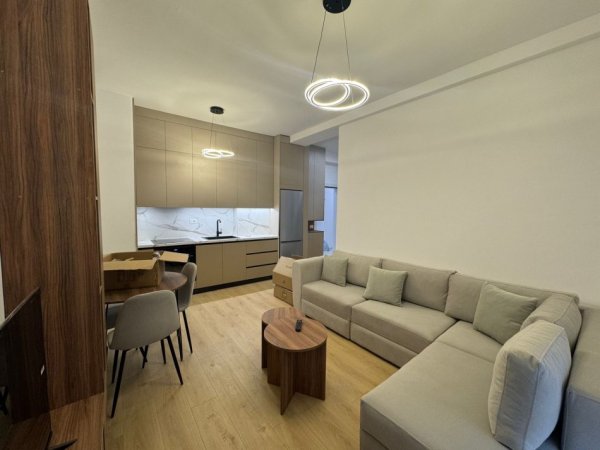 Tirane, jap me qera apartament 1+1 Kati 6, 1 m² 600 € 
