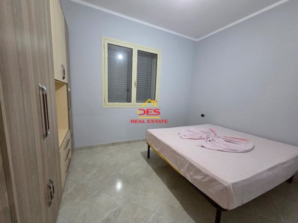 Vlore, jepet me qera shtepi 2+1+Ballkon Kati 0, 90 m² 400 € (Rruga Damian Humariti)