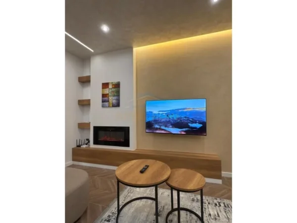 Durres, jepet me qera apartament 2+1+Ballkon , 86 m² 1.200 € (Vollga Durres)