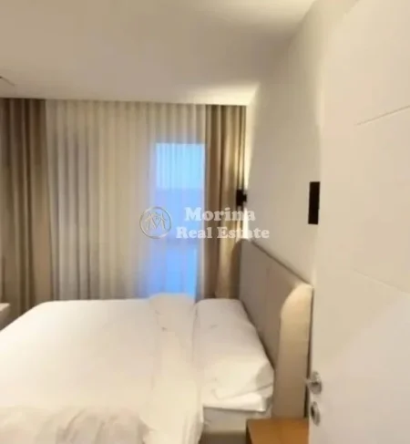 Tirane, jepet me qera apartament 1+1 Kati 4, 56 m² 850 € (Xhamlliku)