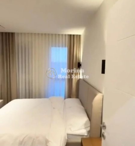 Tirane, jepet me qera apartament 1+1 Kati 4, 56 m² 900 € (Xhamlliku)