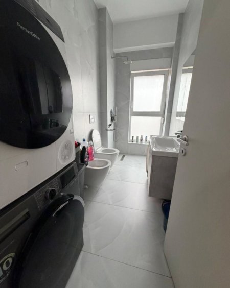 Tirane, shitet apartament 1+1 , 53 m² 105.000 € (ALI DEMI)