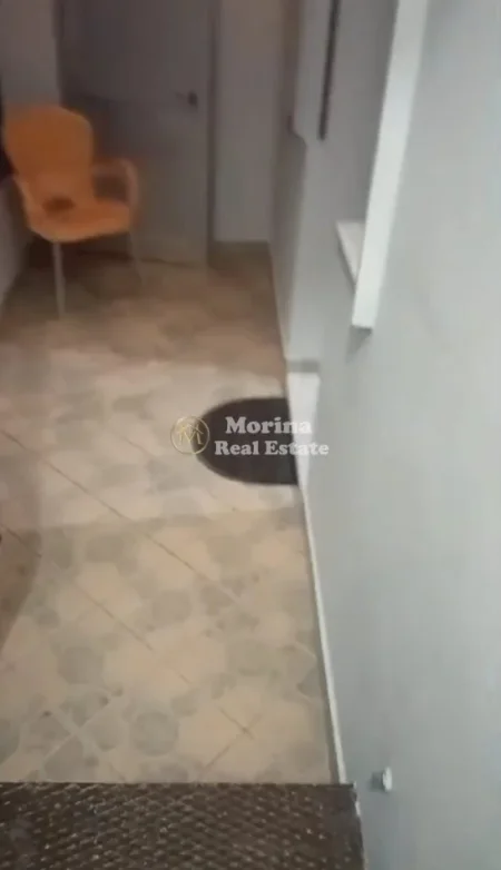 Tirane, jepet me qera shtepi 1+1 Kati 2, 60 m² 250 € (Kamez)