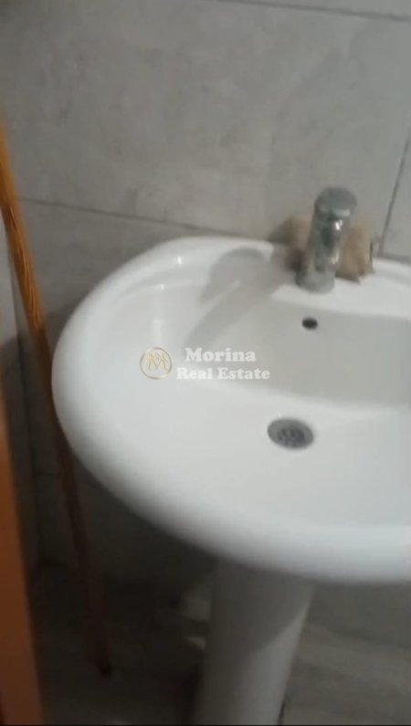 Tirane, jepet me qera shtepi 1+1 Kati 2, 60 m² 250 € (Kamez)