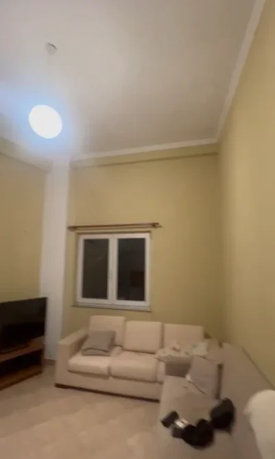 Tirane, jepet me qera apartament 1+1 Kati 1, 60 m² 450 € (RRUGA E DIBRES)