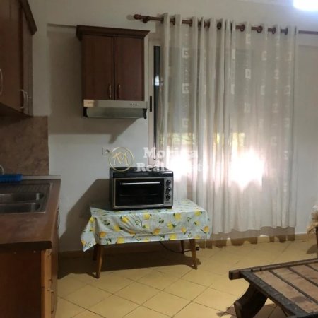 Tirane, jepet me qera shtepi 2+1 Kati 1, 100 m² 350 € (Rruga e Elbasanit)