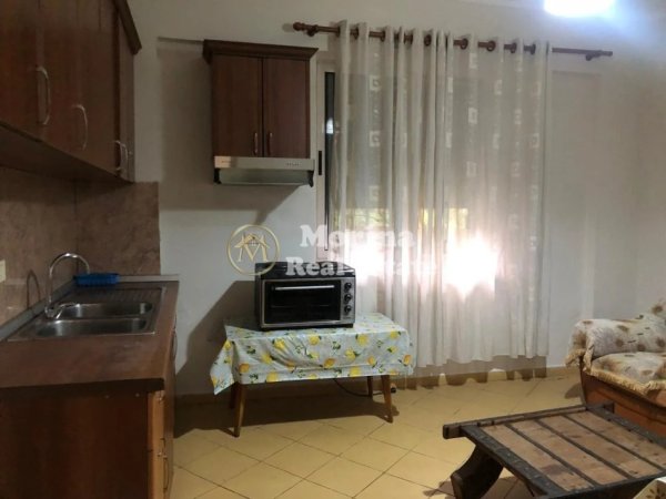 Tirane, jepet me qera shtepi 2+1 Kati 1, 100 m² 350 € (Rruga e Elbasanit)