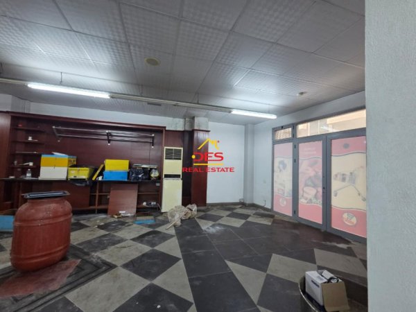 Vlore, shitet ambjent biznesi Kati 0, 350 m² (Rruga Fiqirete Musta)