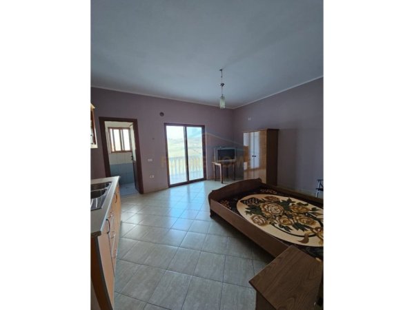 Mali Robit, shitet Vile ne plazh , 460 m² 650.000 € (Mali i Robit)